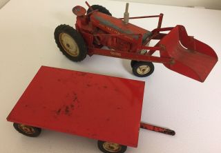 Tru Scale Tractor With Front End Loader And Flat Bed Trailer 2