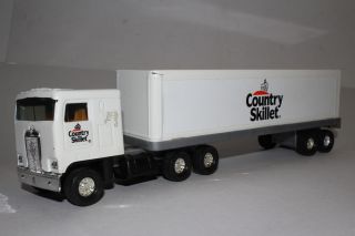 ERTL DIECAST KENWORTH COUNTRY SKILLET TRACTOR TRAILER SEMI TRUCK,  BOXED 2