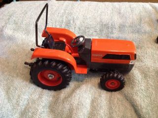 Kubota Toy Tractor L 3430