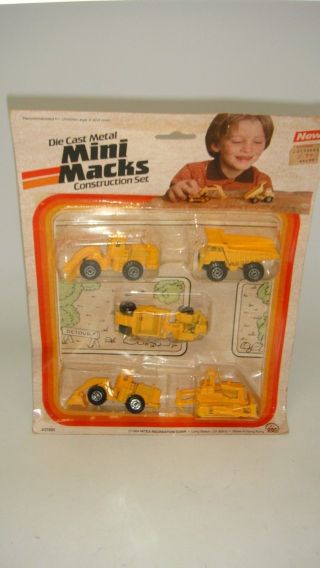 Intex (1984) Mini Macks Construction Set Of 5 - (21591) - - - Zee Toys - - - - On Cards