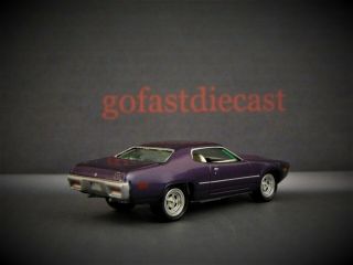 1972 72 Plymouth Road Runner Limited Edition 1/64 Collectible Diorama Model