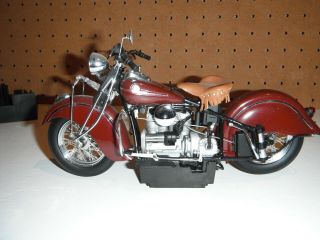Franklin Precision 1942 Indian 442 Motorcycle 1:10 Scale