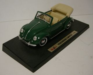 1951 Volkswagen Cabriolet Vw Beetle Convertible Maisto 1:18 Diecast Car Green