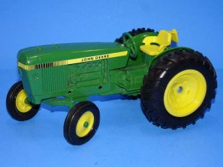 Ertl John Deere Metal Toy Tractor 1/16