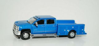 Blue 2018 Chevy Silverado 3500 Hd Service Bed Dually Truck 1/64 Scale Greenlight