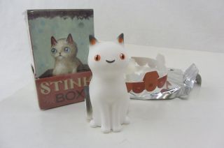 Doodle Cat White,  Orange Eyes,  Vinyl 3 " W/display Box - Stink Box By Jason Limon