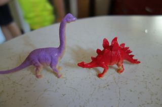Dinosaur Toys Set Of Two Small Color Changes With Hot And Cold Water