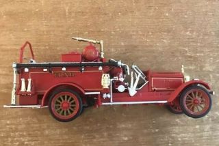 National Motor Museum 1:32 Diecast 1921 American LaFrance Pumper Fire Truck 3