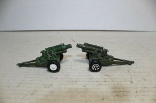 2 Vintage Green Tootsietoy Die - Cast Army Toy Cannon Field Artillery Howitzer