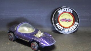 Vintage 1967 Mattel Hot Wheels Redline Purple Silhouette Car & Badge