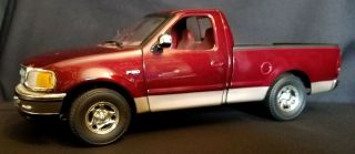 ERTL American Muscles Ford F150 XLT 1/18 Scale Die Cast 2