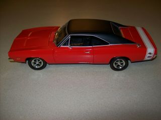 Hot Wheels 1/18 Scale 1969 Dodge Charger R/T Red 3