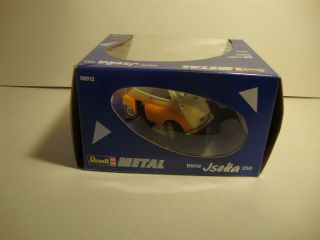 Revell METAL 1:18 Scale Diecast BMW Isetta 250 3 Wheel Car 2