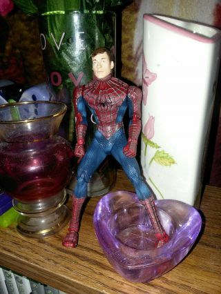 Spider - Man 2002 Movie Power Punch Spider - Man Toybiz Action Figure