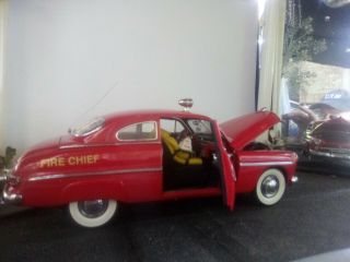 1/24 Danbury 1949 Mercury Fire Chiefs Car With Box - G/condition.