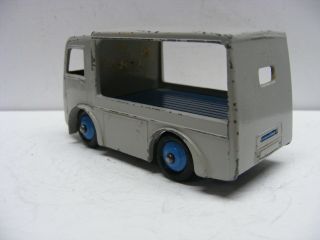 Dinky Toys 30v NCB Electric Dairy Van 2