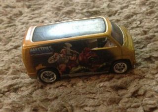 Hot Wheels Masters Of The Universe He - Man Gold Custom 77 Dodge Van Motu