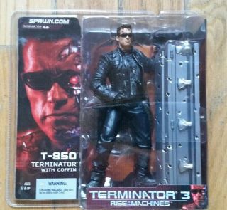 Terminator 3 Rise Of The Machines T - 850 Terminator With Coffin Figure.
