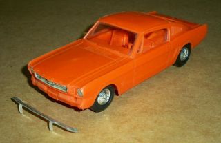 Vintage 1965 65 Ford Mustang 2,  2 Fastback 1/25 Orange Processed Plastics 7 "