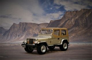 1987 - 1995 Jeep Wrangler Yj Sahara Edition 1/64 Collectible / Diorama Model