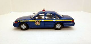 1/24 Scale Code 3 York State Police Ford Crown Victoria