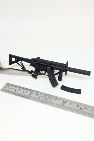 Xb69 - 01 1/6 Scale Villains Assault Rifle Submachine Gun Smg Hot Toys City