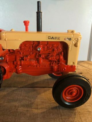 Ertl Case 600 Diecast Tractor Scale 1:16 2