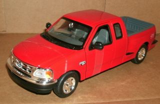 1/24 Scale 2001 Ford F150 Xlt Flareside Supercab Truck Model Motormax 73284 Red
