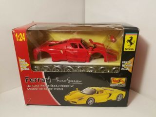 Maisto 1:24 Scale Die Cast Ferrari Enzo Toy Car Model