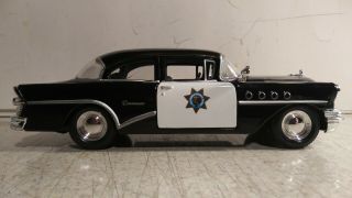 Maisto 1/26 Scale 1955 Buick Century Police Diecast Car