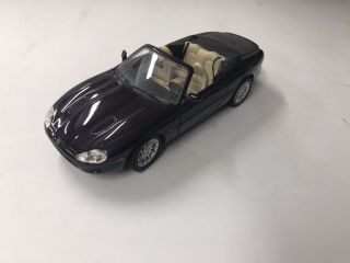 Maisto 1:18 Scale Jaguar Xk Series Purple