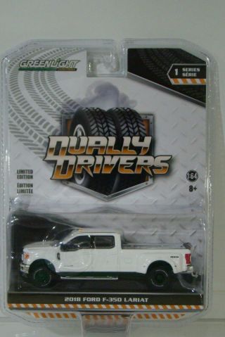 Greenlight Green Machine Dually Drivers 2019 Ford F - 350 Lariat Chase