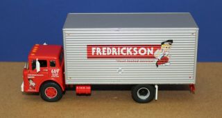 Athearn 1:50 O Scale Ford C Series Box Truck Fredrickson Exc Un - Boxed