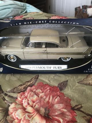 1958 Plymouth Fury Scale 1/18 Diecast Model Car Motor Max