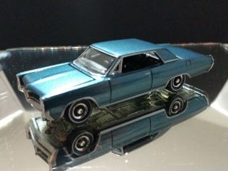 1964 Pontiac Grand Prix 1/64 Adult Collectible Limited Edition Classic Cruiser