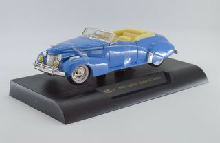 Signature Models 1:32 Cadillac Series 62 Sedan 1940