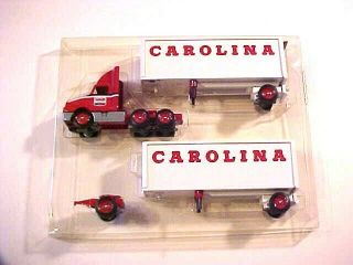 Carolina Freight Winross Tractor & Double Trailer Feeder Truck - 1:64 Scale