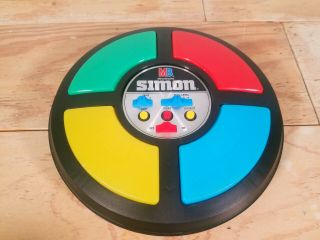 Vintage 1978 Simon Says Electronic Light Game Milton Bradley Toys