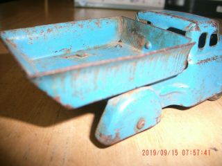 Vintage Wyandotte small blue Dump Truck early sharknose style 6 