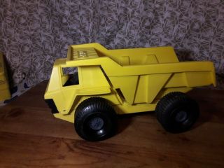 Vintage Ideal Mighty Mo Yellow Plastic Friction Construction Dump Truck Toy 1973