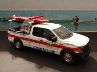 2016 Ford F150 Lifeguard Collectible Diecast 1/64 Scale Limited Edition Truck