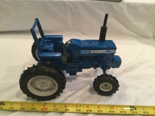 Vintage Ertl Ford 7710 Tractor 1/16 Scale
