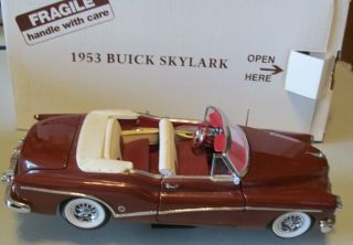 Danbury 1953 Buick Skylark Convertible Burgundy Box (ds935)