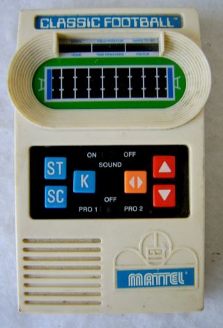 Mattel Classic Football Handheld Game 2000 / Electronic Football Game