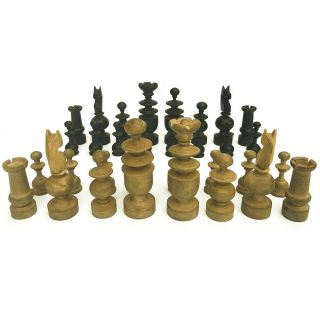 A Fine Antique St George Pattern Wooden Chess Set