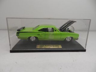 Tootsietoy Muscle Cars 1969 Plymouth Gtx Green 1:32 Scale Die Cast