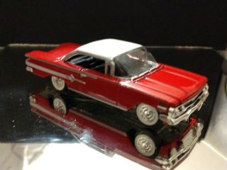 1960 ' 60 CHEVROLET CHEVY IMPALA ADULT COLLECTIBLE 1/64 SCALE LIMITED EDITION RED 2