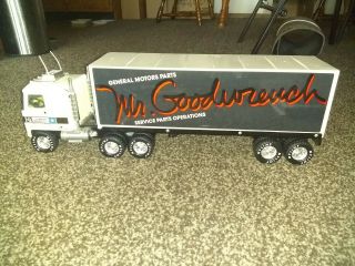 Nylint Mr Goodwrench Semi Truck 22 " Long