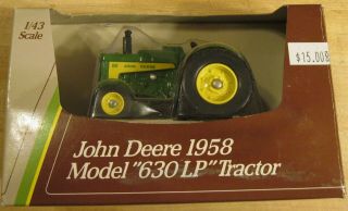 1/43 Ertl John Deere 630lp Tractor