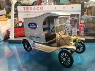 Universal Hobbies Ford Model T Parts Delivery Truck 1:18 Scale Diecast Car